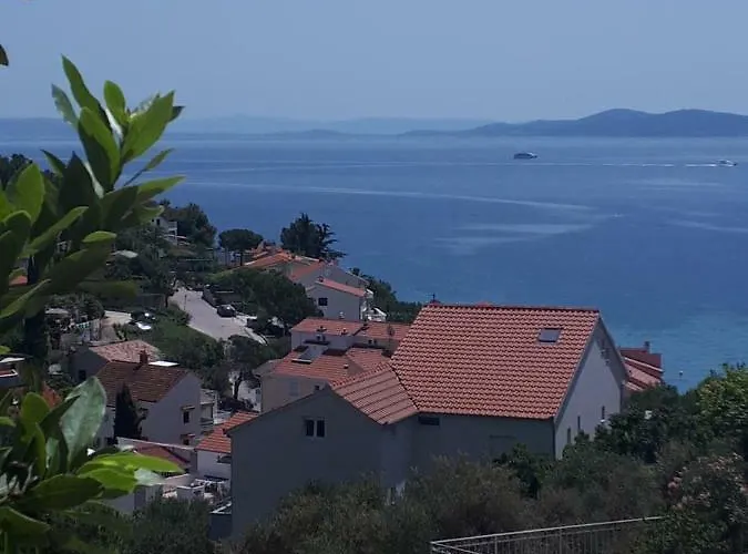 Appartement Jole 1 *